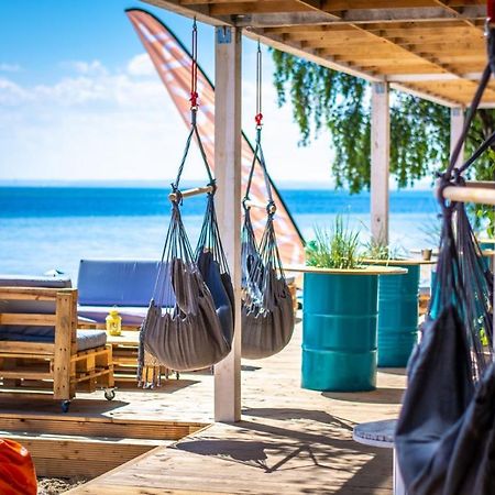 Przyczepa Foremki W Molo Surf Jastarnia Exterior foto